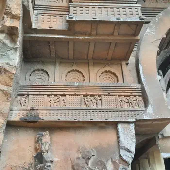 Kondana-caves-03